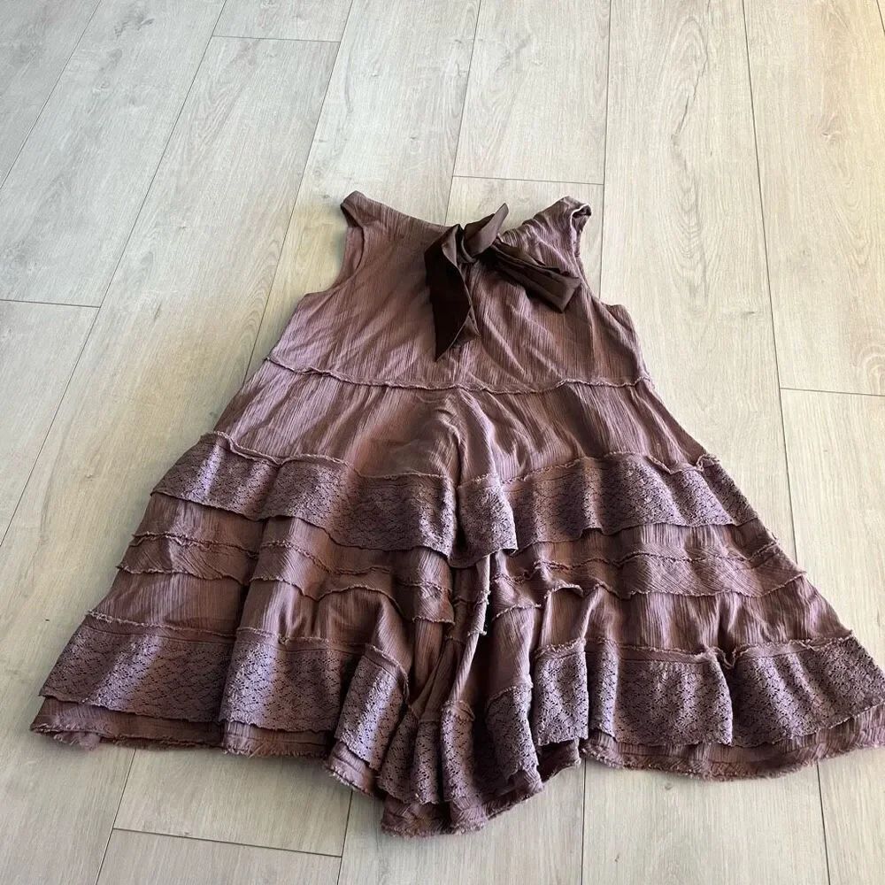 Anthropologie Zehavale Flounced Tiered Boho Gatsby Lace Mini Dress Purple Mink s